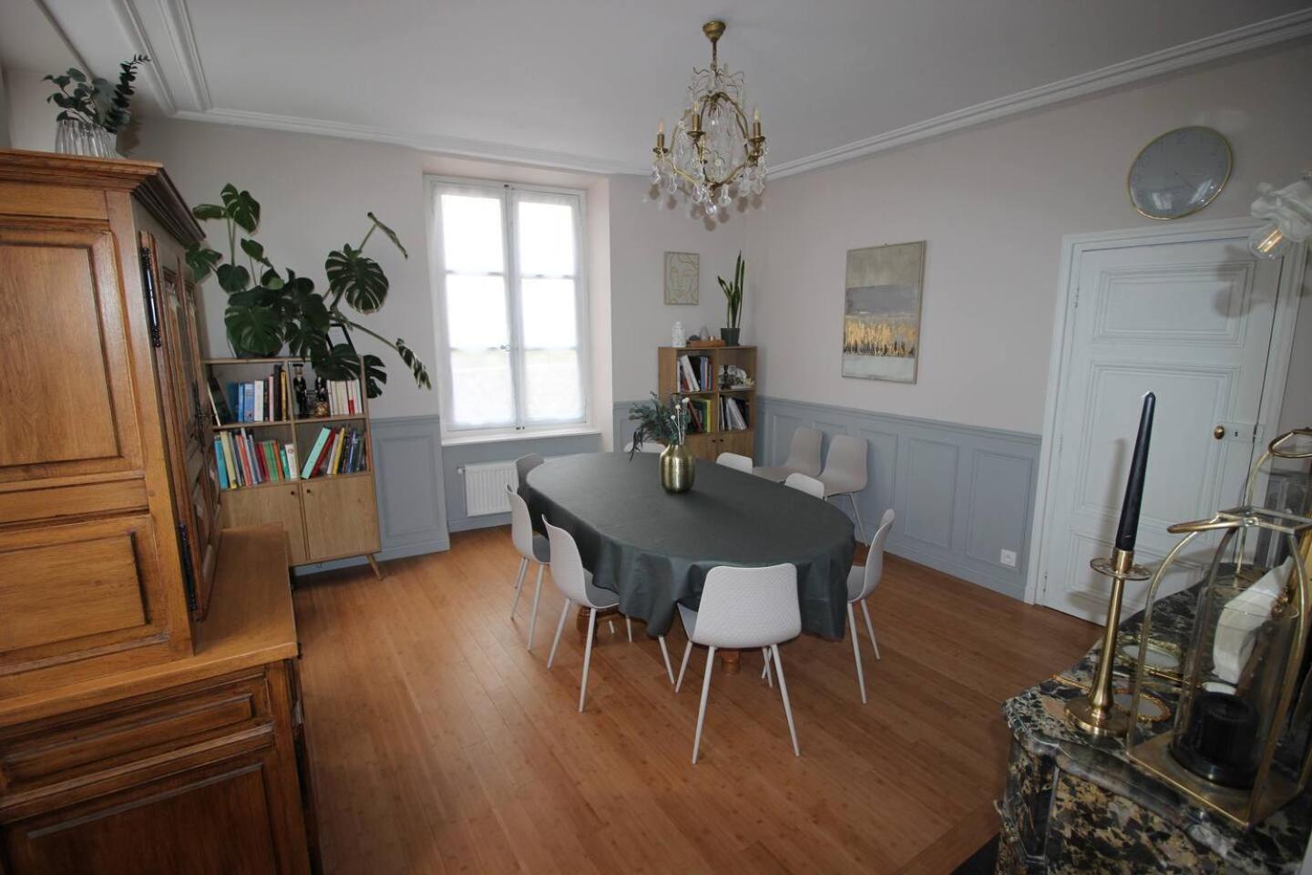Domaine De Charme Au Coeur D'Orleans Classe 3 Etoiles - Bords De Loire - 21 Couchages Avec Parkings Prives 外观 照片
